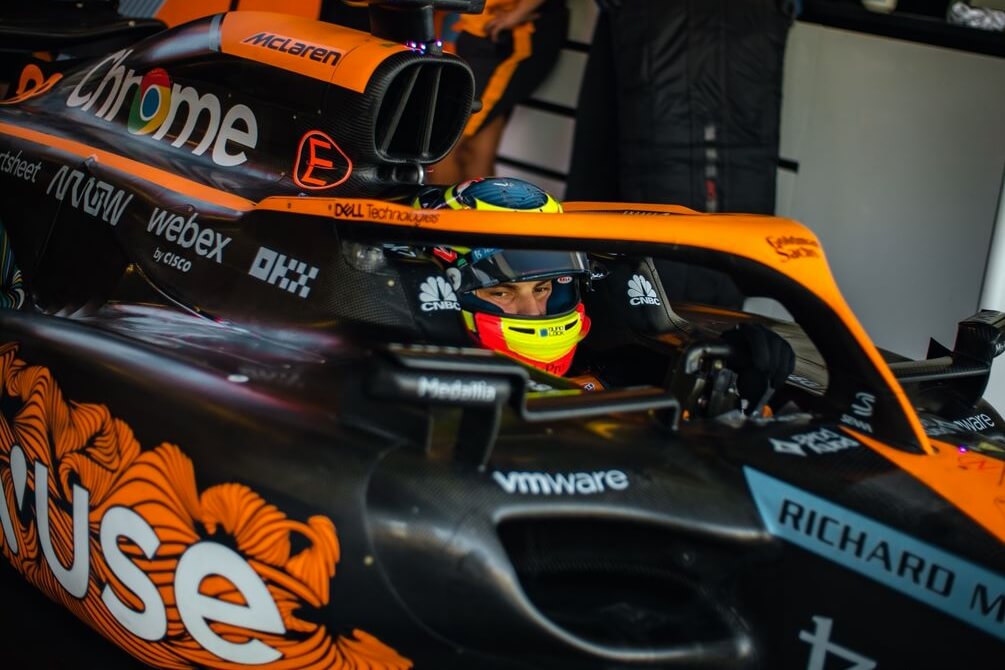 Oscar makes McLaren debut in post-season test Gallery 2