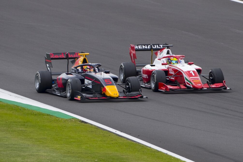Contrasting results for Piastri at Silverstone Gallery 3