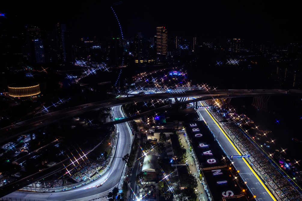 Racing line - Singapore GP Gallery 3