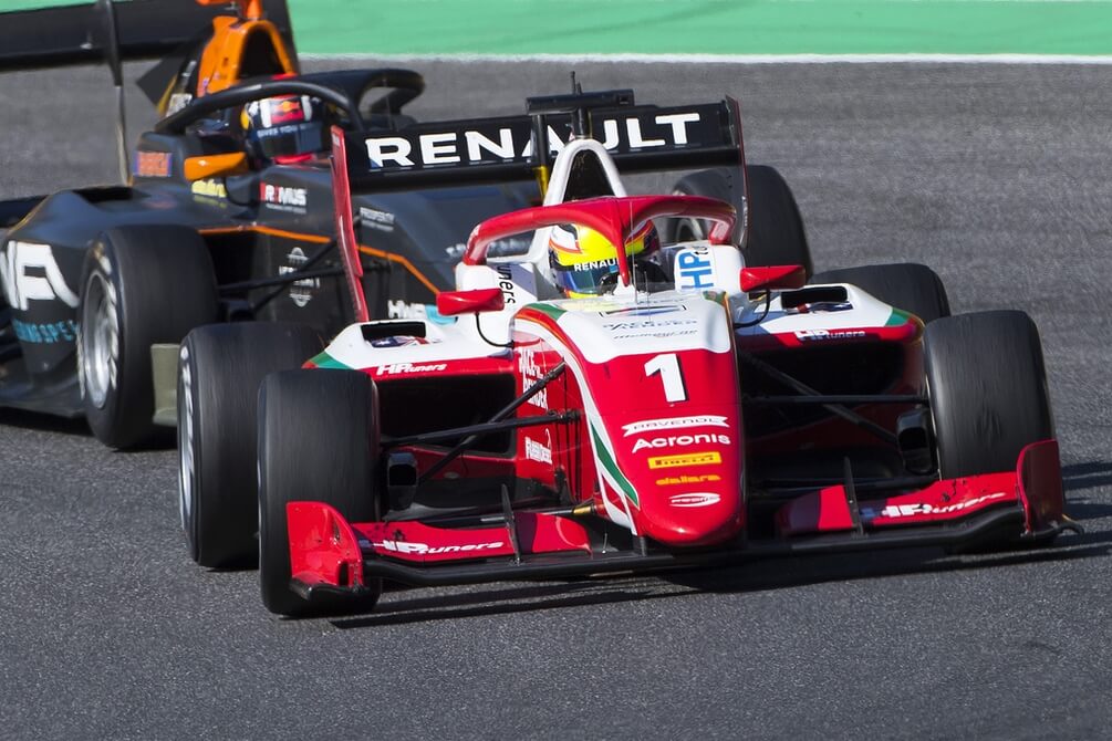 Piastri clinches prestigious Formula 3 title in cliff hanger finale Gallery 2
